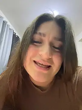 LuceroRm online show from September 30, 2025, 4:07 am