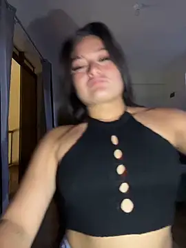 Snapshot of LuceroRm chatting on February 11, 2026, 5:18 am LuceroRm online show from February 11, 2026, 5:18 am