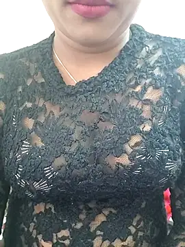 Snapshot of ANGE-MOU chatting on December 16, 2025, 2:38 am ANGE-MOU online show from December 16, 2025, 2:38 am