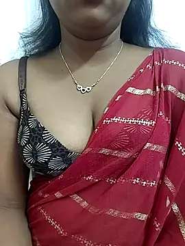 Snapshot of ANGE-MOU chatting on December 21, 2025, 2:57 am ANGE-MOU online show from December 21, 2025, 2:57 am