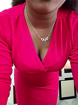 Snapshot of ANGE-MOU chatting on January 8, 2026, 3:12 am ANGE-MOU online show from January 8, 2026, 3:12 am