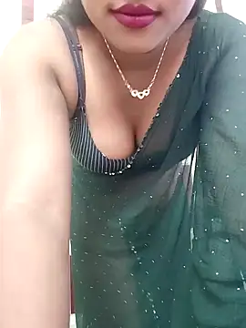 Snapshot of ANGE-MOU chatting on February 3, 2026, 6:22 am ANGE-MOU online show from February 3, 2026, 6:22 am