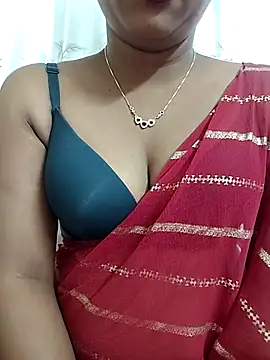 Snapshot of ANGE-MOU chatting on December 23, 2025, 1:38 am ANGE-MOU online show from December 23, 2025, 1:38 am