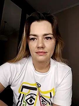 KrissSexi online show from October 25, 2025, 6:01 am