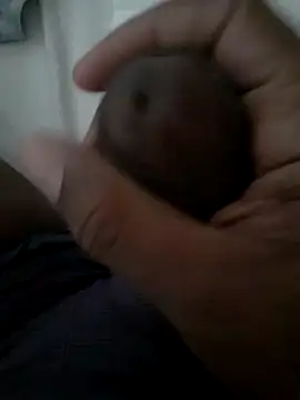 Snapshot of ManBlackhot chatting on December 18, 2024, 12:07 pm ManBlackhot online show from December 18, 2024, 12:07 pm