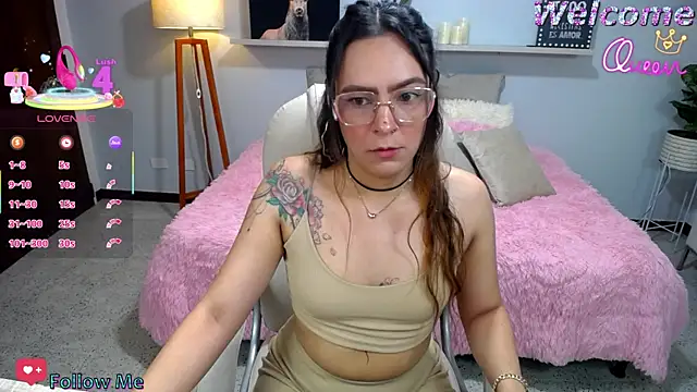 Snapshot of Bianca____ chatting on July 3, 2026, 12:28 am Bianca online show from July 3, 2026, 12:28 am