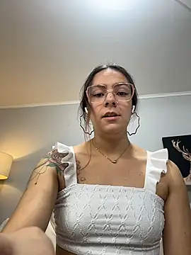 Bianca     online show from March 18, 2026, 12:25 am