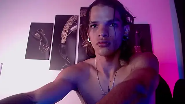 AlbertBernal69 online show from November 7, 2025, 3:55 am