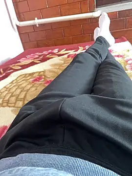 mihaixxx1 online show from April 5, 2026, 12:34 pm