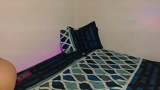 Snapshot of Mehottie29 chatting on February 6, 2026, 4:41 am Mehottie29 online show from February 6, 2026, 4:41 am