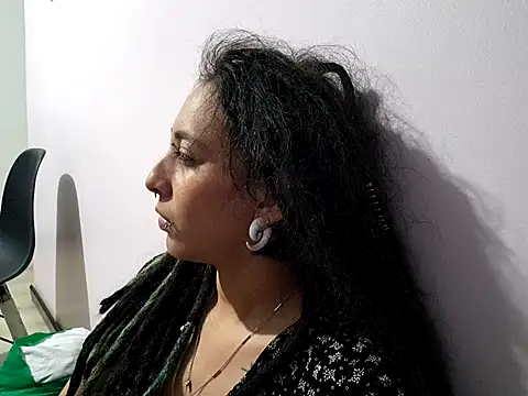 ORIANNA BODMOD online show from November 5, 2025, 11:30 pm