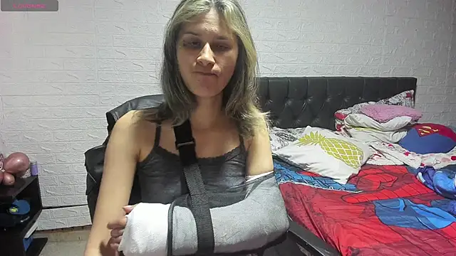 lauren ashlee online show from March 5, 2025, 3:29 pm