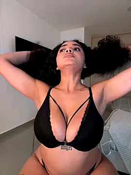 Mariecurl online show from September 13, 2025, 10:10 pm