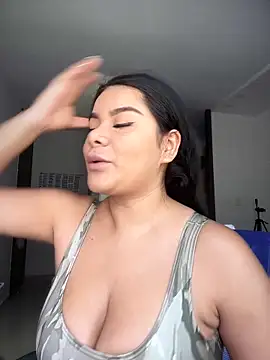 Insane Issa online show from October 1, 2025, 3:16 pm