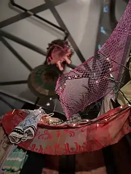 SummerBlueMoon online show from October 18, 2025, 9:17 pm