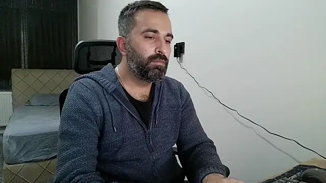 tgltplsr online show from November 14, 2025, 10:35 pm