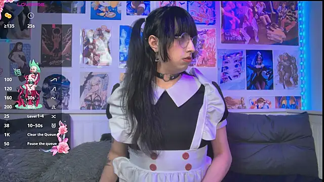 snowblack  online show from January 15, 2026, 3:04 pm