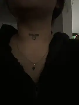 Snapshot of LunaBaker-1 chatting on January 31, 2026, 10:30 pm LunaBaker-1 online show from January 31, 2026, 10:30 pm