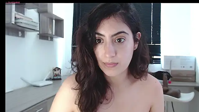 MIYESSI online show from March 18, 2025, 4:28 pm