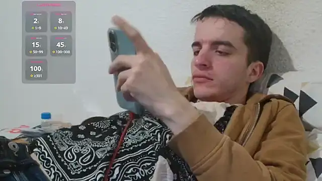 Tombgy07 online show from April 13, 2026, 7:40 pm