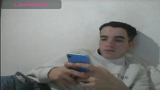 Tombgy07 online show from February 5, 2025, 8:57 pm