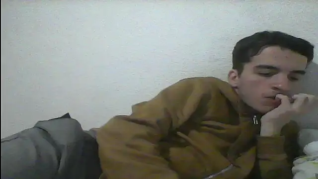 Tombgy07 online show from February 27, 2025, 8:42 pm