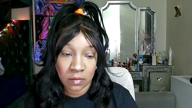 Snapshot of YasmineMinaj chatting on February 26, 2025, 12:52 am YasmineMinaj online show from February 26, 2025, 12:52 am