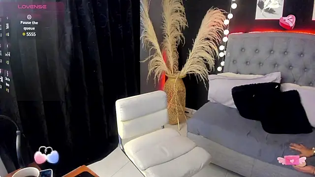 Snapshot of Isabella_lt chatting on March 10, 2025, 11:23 am Isabella lt online show from March 10, 2025, 11:23 am