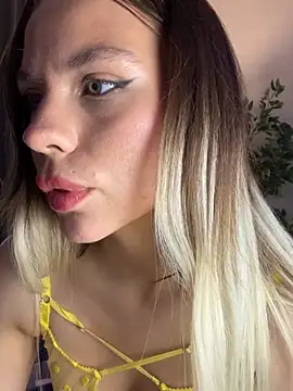 KittyKatyDream online show from March 14, 2025, 12:40 pm