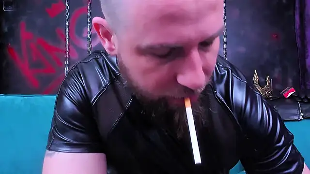 Snapshot of ArmandoSteel4u chatting on April 16, 2026, 5:14 pm ArmandoSteel4u online show from April 16, 2026, 5:14 pm