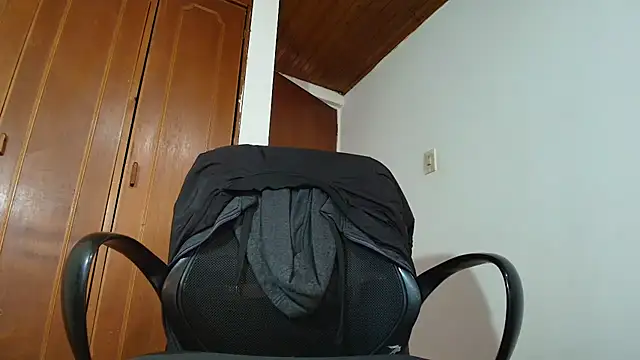 sam her online show from April 20, 2026, 2:07 pm