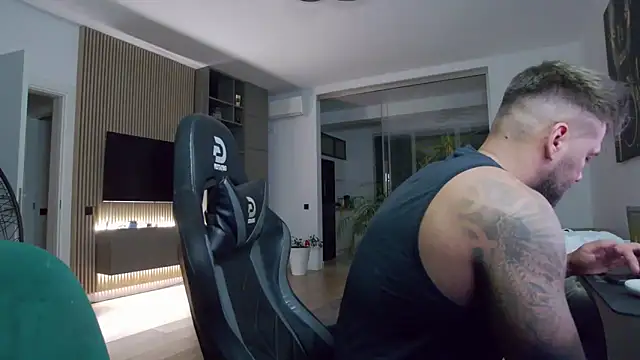 UbbeViking online show from September 28, 2025, 5:09 pm