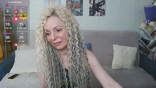 kiramarta online show from November 24, 2025, 1:55 pm