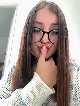 Megan lu2 online show from October 20, 2025, 8:53 pm