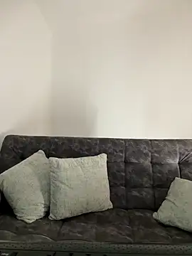 Megan lu2 online show from September 21, 2025, 4:17 am