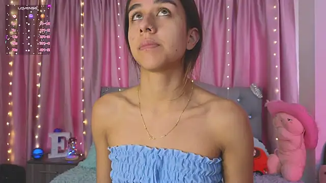 Emiily Scott1 online show from January 30, 2025, 1:20 pm