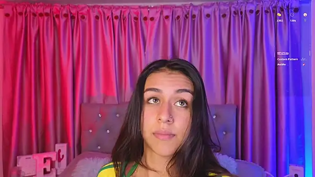 Emiily Scott1 online show from May 29, 2026, 1:33 am