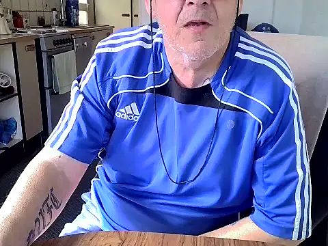Snapshot of daddyflash chatting on March 18, 2025, 11:22 am daddyflash online show from March 18, 2025, 11:22 am