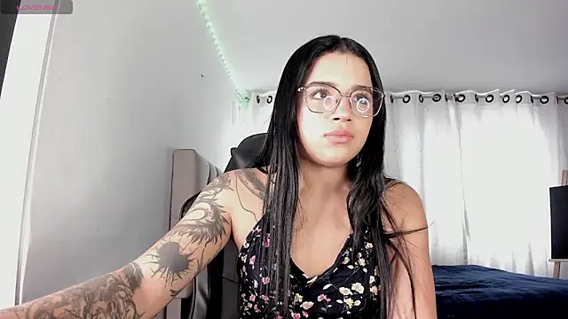 aliice walker  online show from November 5, 2025, 5:05 pm