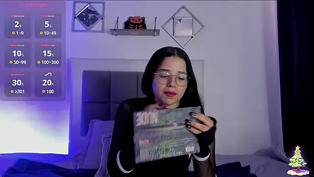 aliice walker  online show from January 14, 2025, 12:35 pm