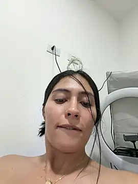 Sophie  Foxxx online show from May 15, 2026, 11:14 pm