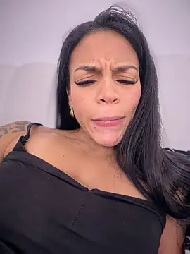 Charly  online show from February 25, 2026, 9:36 pm