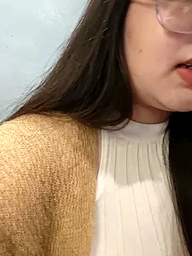 Snapshot of ANNELIESE_ chatting on February 25, 2025, 1:43 pm ANNELIESE online show from February 25, 2025, 1:43 pm