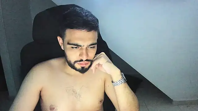 Lia-y-felipe online show from May 25, 2026, 12:21 am