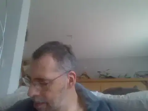 Snapshot of ptitcanard60600 chatting on December 29, 2024, 12:34 pm ptitcanard60600 online show from December 29, 2024, 12:34 pm