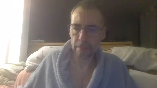 Snapshot of ptitcanard60600 chatting on October 8, 2025, 9:37 pm ptitcanard60600 online show from October 8, 2025, 9:37 pm