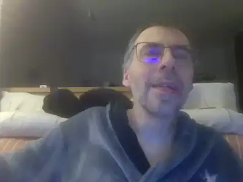 Snapshot of ptitcanard60600 chatting on February 13, 2025, 10:33 pm ptitcanard60600 online show from February 13, 2025, 10:33 pm