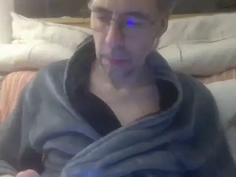 Snapshot of ptitcanard60600 chatting on February 23, 2025, 10:20 pm ptitcanard60600 online show from February 23, 2025, 10:20 pm