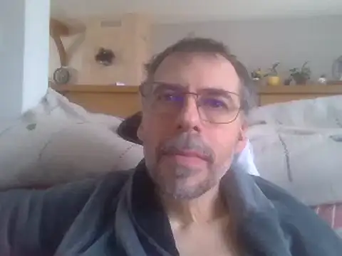 Snapshot of ptitcanard60600 chatting on February 22, 2025, 1:57 pm ptitcanard60600 online show from February 22, 2025, 1:57 pm