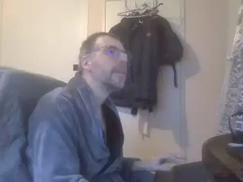 Snapshot of ptitcanard60600 chatting on January 30, 2025, 10:08 am ptitcanard60600 online show from January 30, 2025, 10:08 am